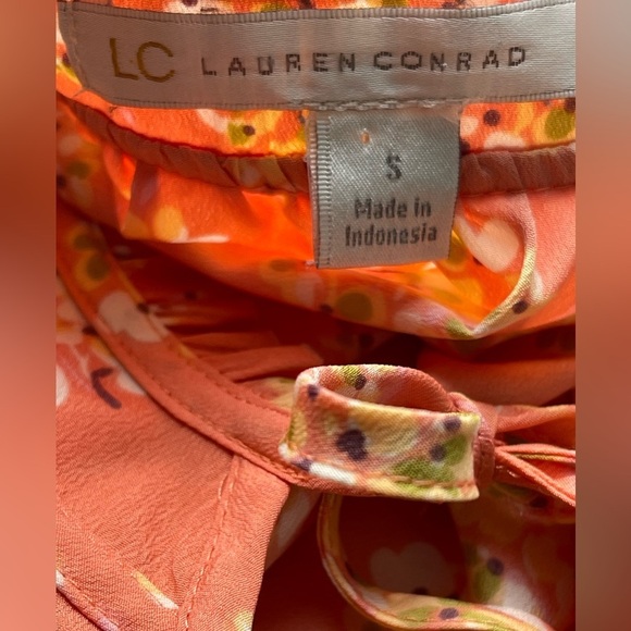 Lauren Conrad Women's Floral Print Key Hole Tie 3/4 Sleeve Roll Tie Blouse Small - Picture 10 of 10